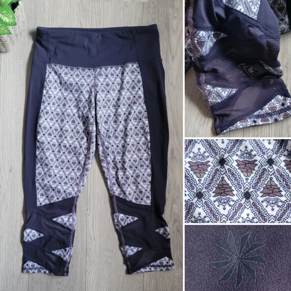 Athleta Mantra Mosaic Capri, Navy Blue, Mauve, White, Green, Size Petite Small - Picture 1 of 14